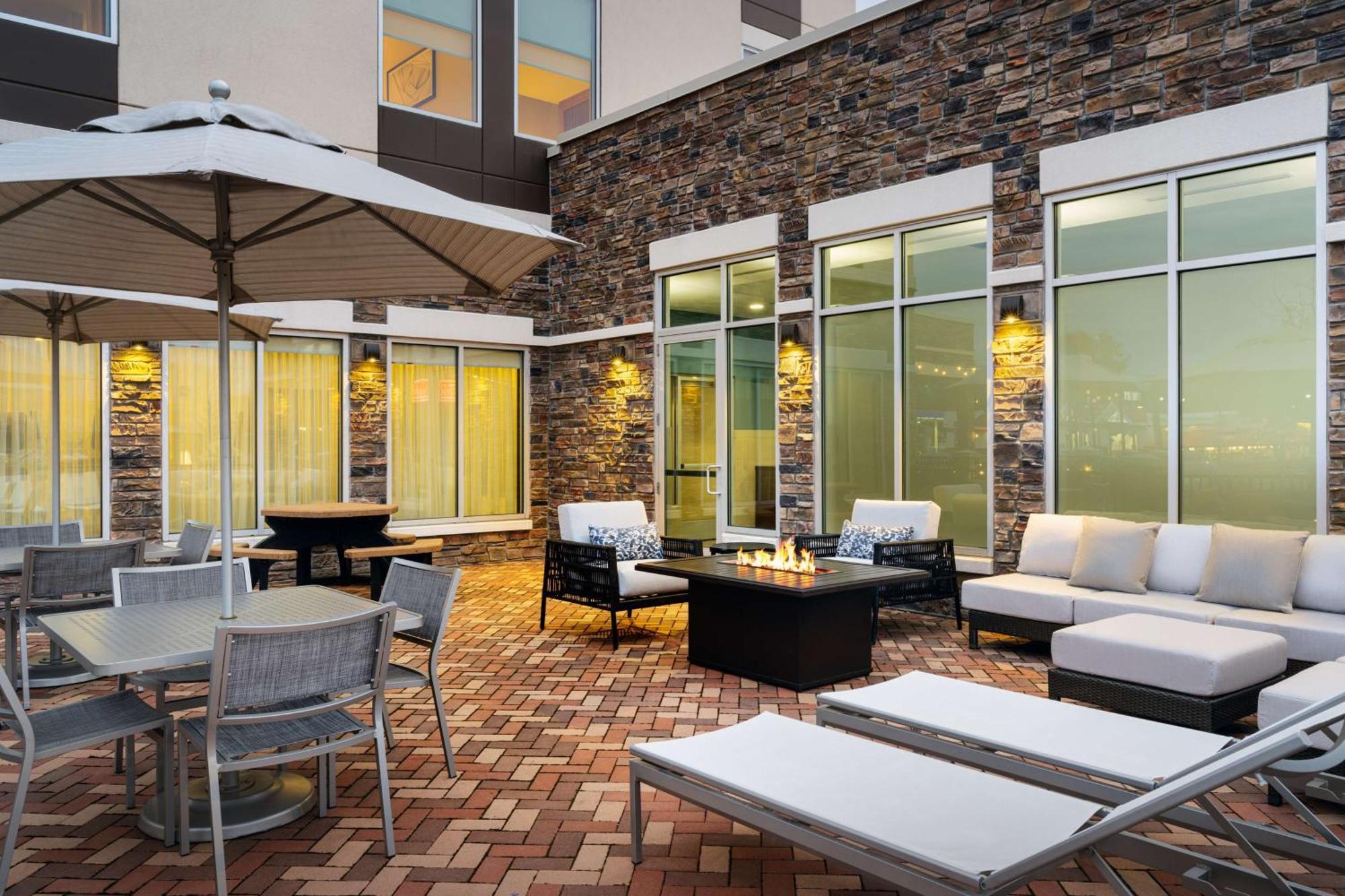 Hyatt Place Canton Lake Cable Exterior foto